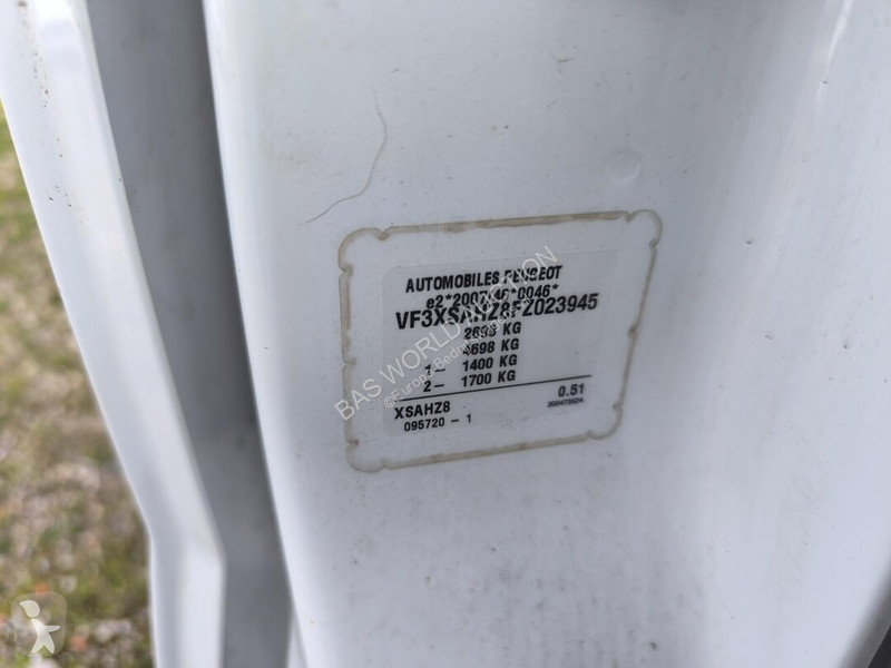 Furgoneta Peugeot 128pk