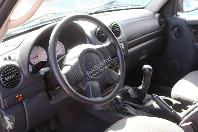 Furgoneta Jeep  LIBERTY SPORT