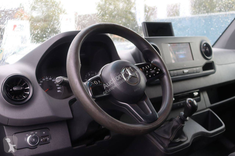 Mercedes 316 CDI van