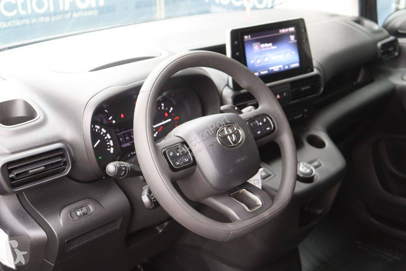 Toyota CITY van