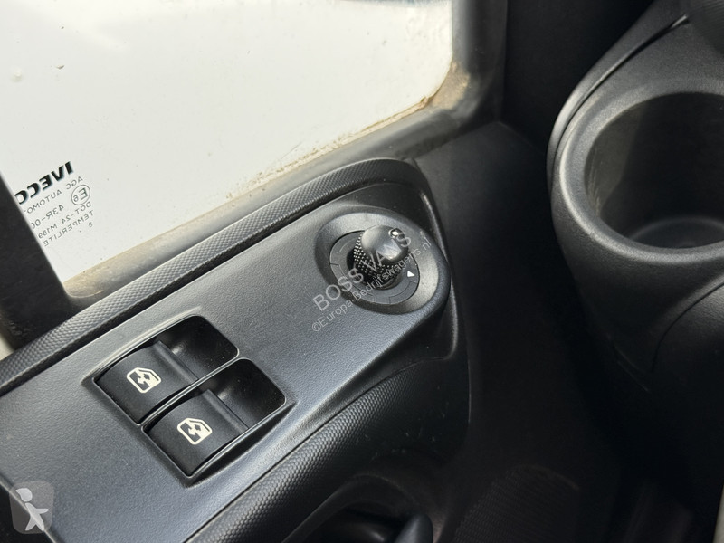 Furgoneta Iveco 35S14 2.3 352 L2H2 Airco Cruise...