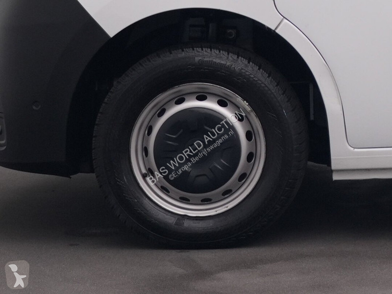 Furgoneta Renault 135PK
