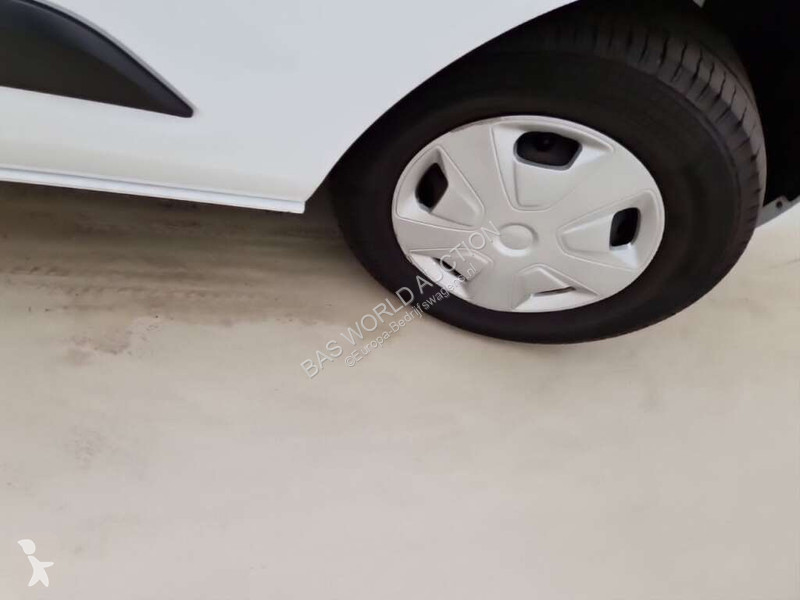 Užitkové vozidlo Ford 300 2.0 TDCI L2H1 Trend...