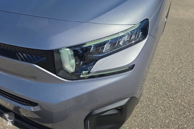 Véhicule utilitaire Citroën  BERLINGO CABINE...