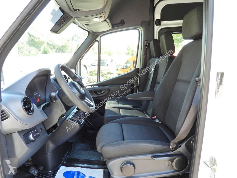 Коммерческий автомобиль Mercedes 316
