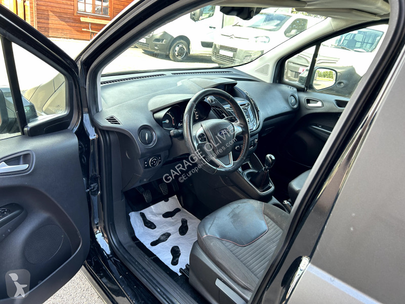 Коммерческий автомобиль Ford Transit 1.5 TDCI...