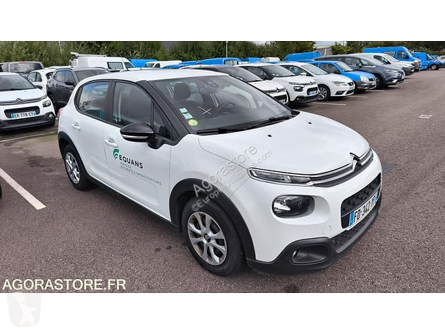 Коммерческий автомобиль