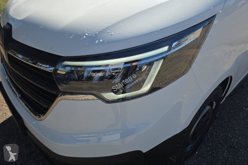 Véhicule utilitaire Renault  TRAFIC FOURGON