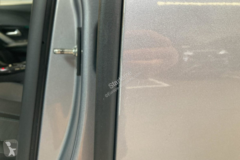 Véhicule utilitaire Peugeot