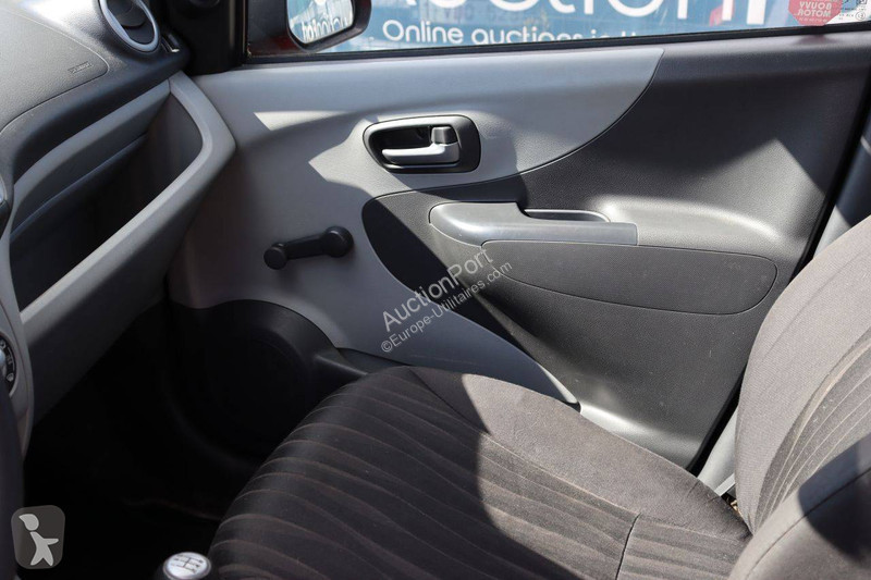 Haszongépjármű Nissan