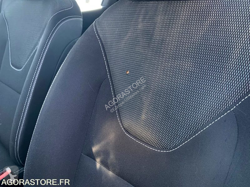 Véhicule utilitaire Renault CLIO