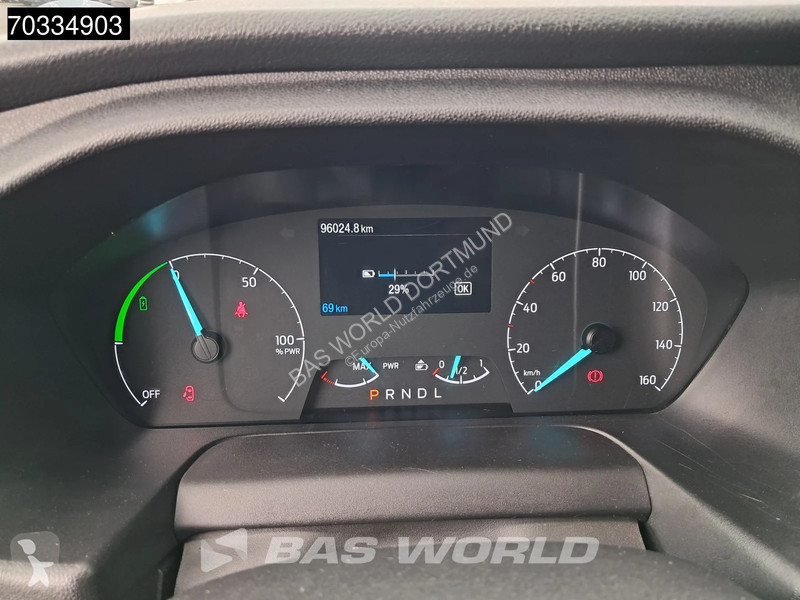 Véhicule utilitaire Ford Elektro 68kWh 317km...