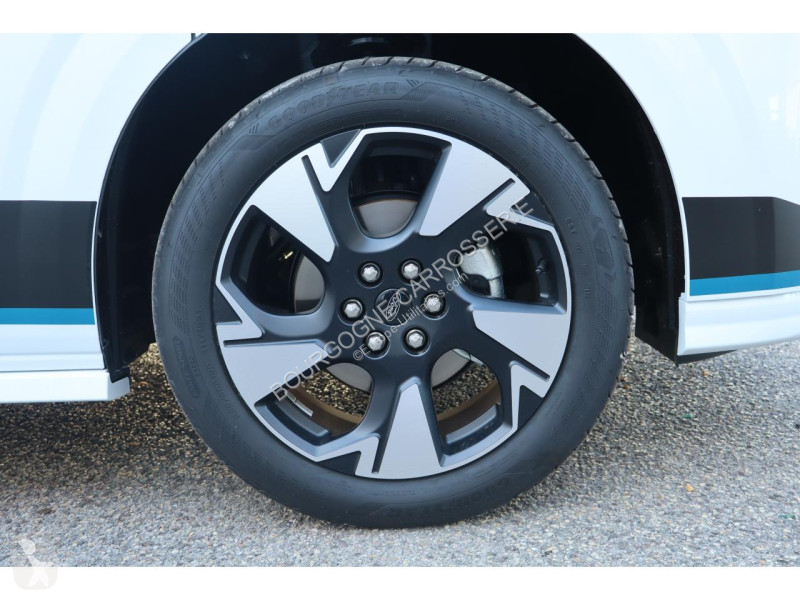 Véhicule utilitaire Ford