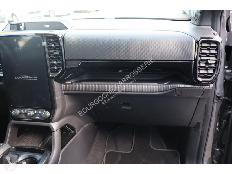 Véhicule utilitaire Ford