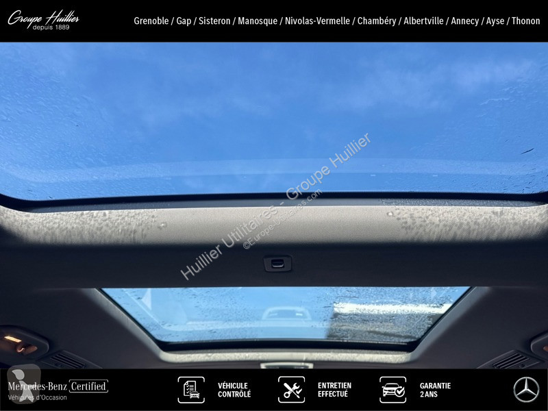 Véhicule utilitaire Mercedes 300 d 4MATIC...