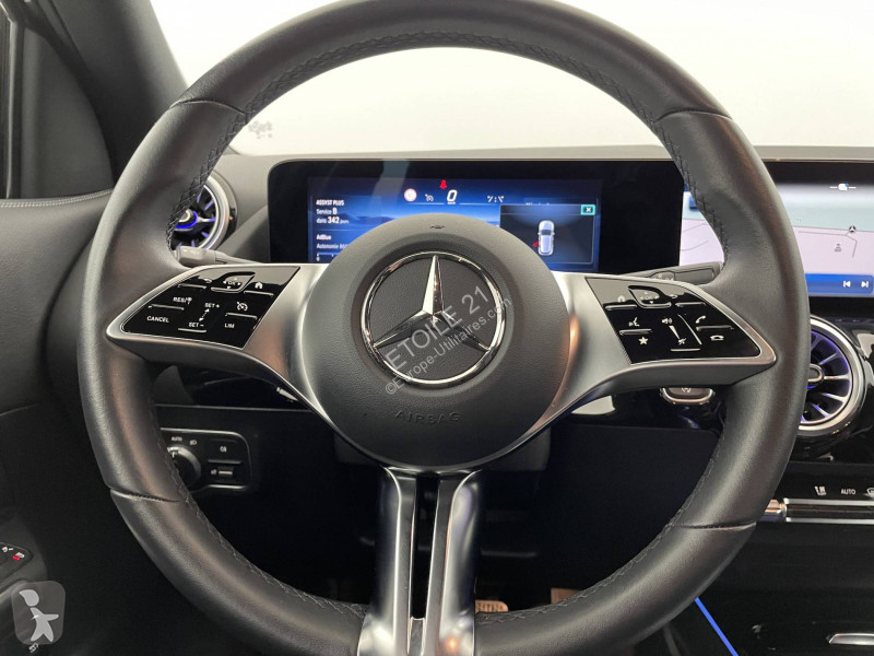 Veicolo commerciale Mercedes GLA 200 d 8G-DCT
