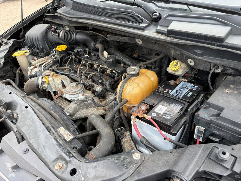 Chrysler 2.8 CRD Limited van