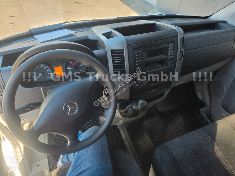Nyttofordon Mercedes 311 CDi / NUR 84km / load...
