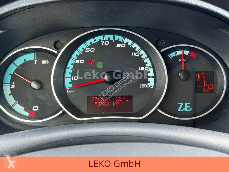 Коммерческий автомобиль Renault KANGOO EXPRESS...