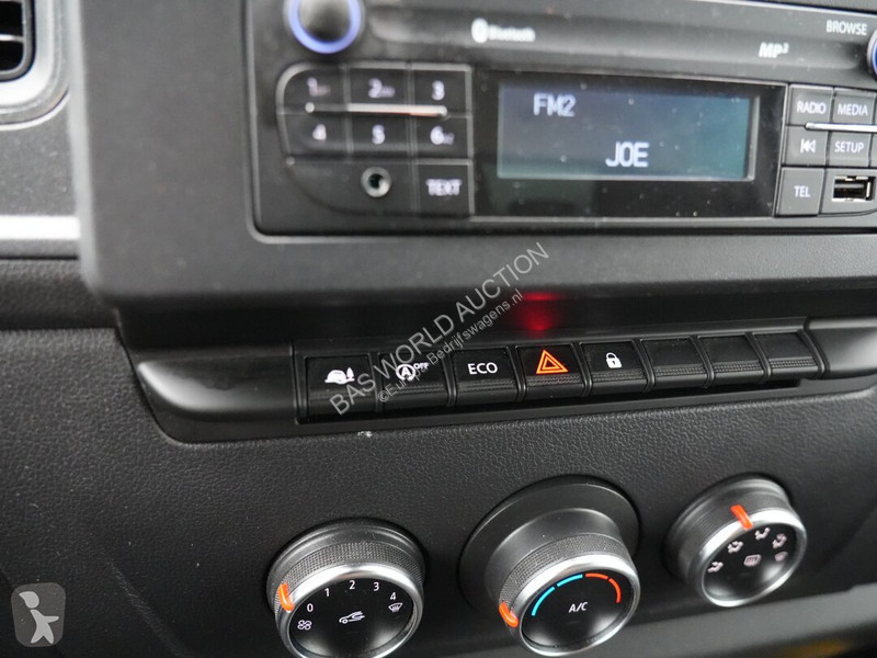 Furgoneta Renault 145PK
