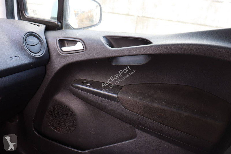 Furgoneta Ford Courier