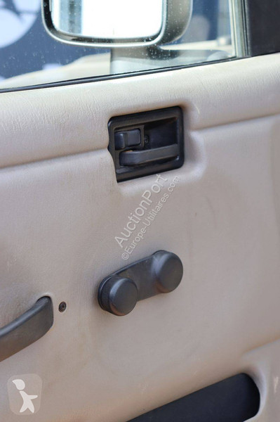 عربة نفعية Jeep