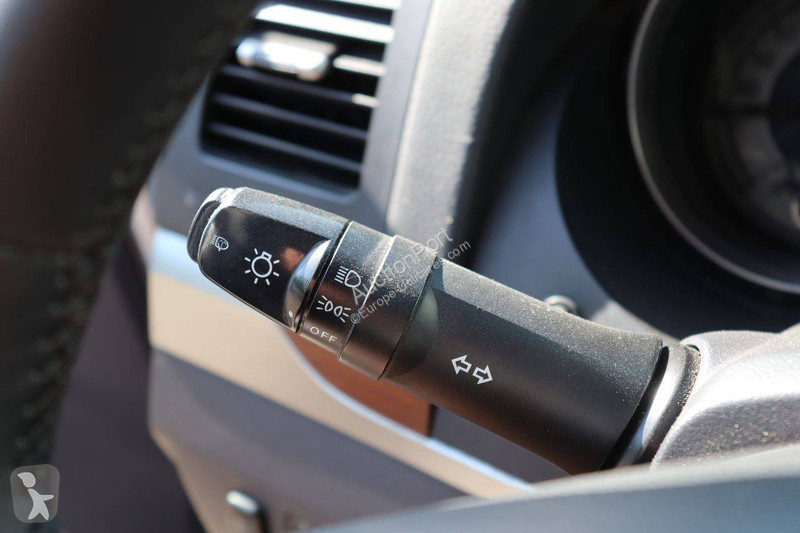 Véhicule utilitaire Mitsubishi