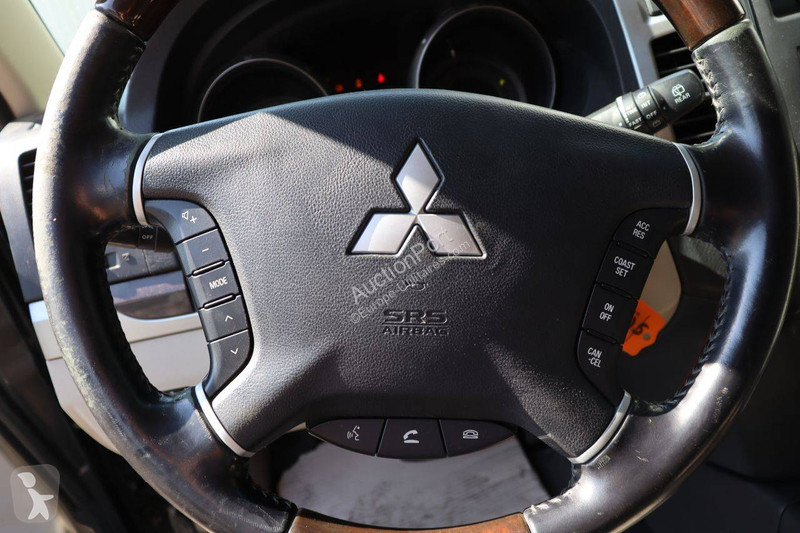 Véhicule utilitaire Mitsubishi