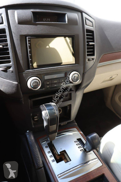 Véhicule utilitaire Mitsubishi