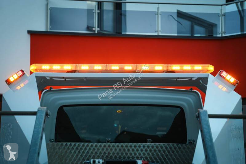 Véhicule utilitaire Iveco 70C17