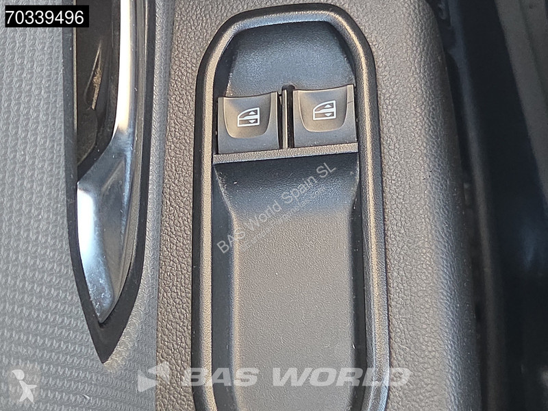 Véhicule utilitaire Renault 95pk ITV 08-2027 -...