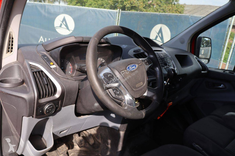 Véhicule utilitaire Ford