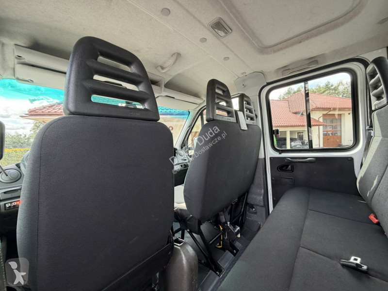 Véhicule utilitaire Iveco 70C18 V H