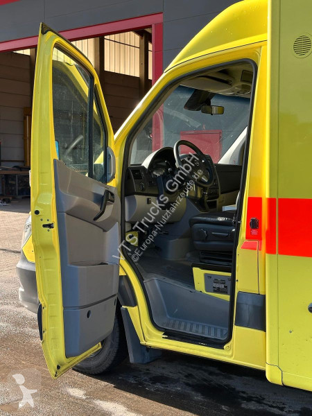 Véhicule utilitaire Mercedes 519 Cdi Hospi...