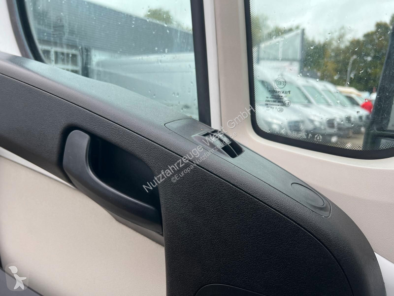 Véhicule utilitaire Citroën Maxi XXL...