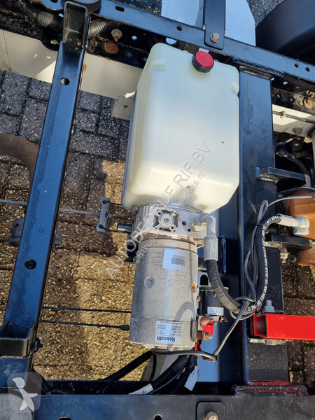 Véhicule utilitaire Renault 2.3 dci 146 pk...