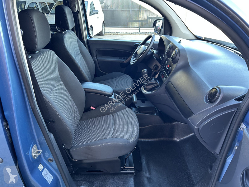 Véhicule utilitaire Mercedes Long 111 1.5 CDI...