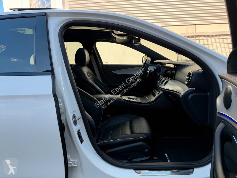 Véhicule utilitaire Mercedes E 63 A...
