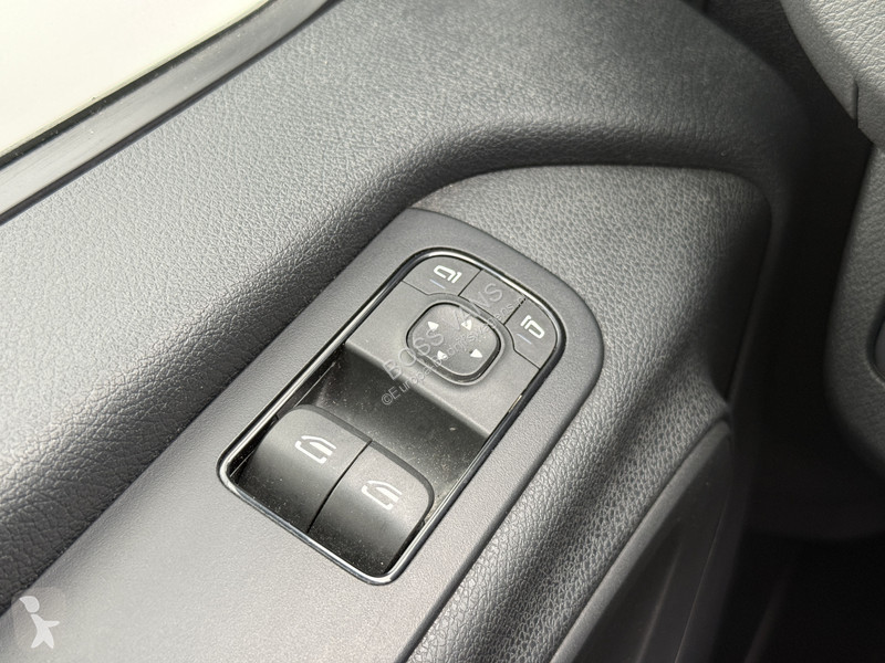 Véhicule utilitaire Mercedes 515 1.9 CDI 150PK