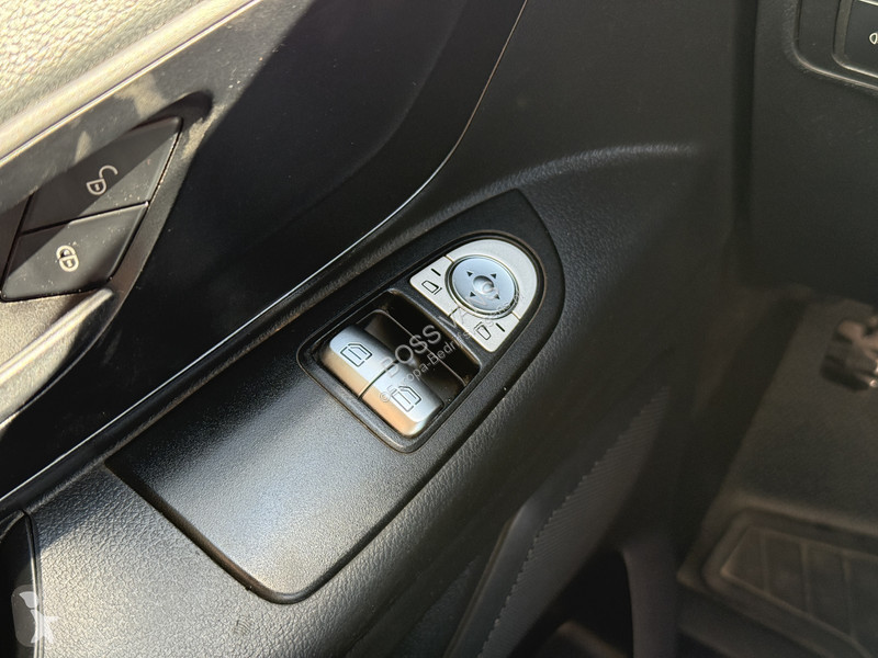 Véhicule utilitaire Mercedes 114 1.9 CDI 136PK