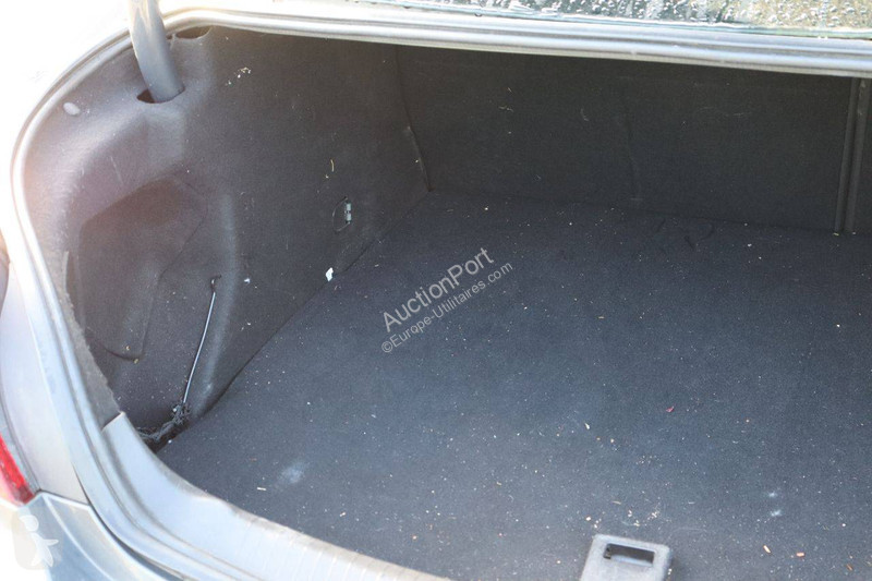 Véhicule utilitaire Opel
