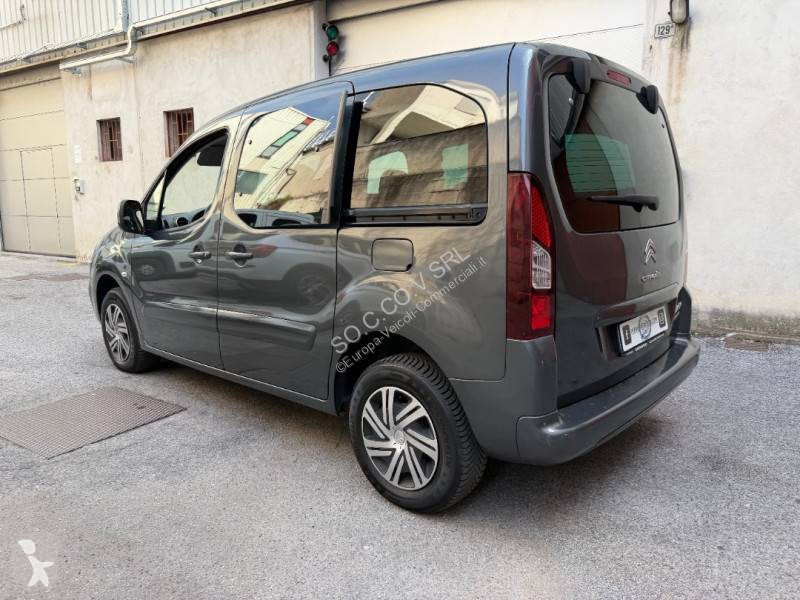 Véhicule utilitaire Citroën 1.6 HDI 100