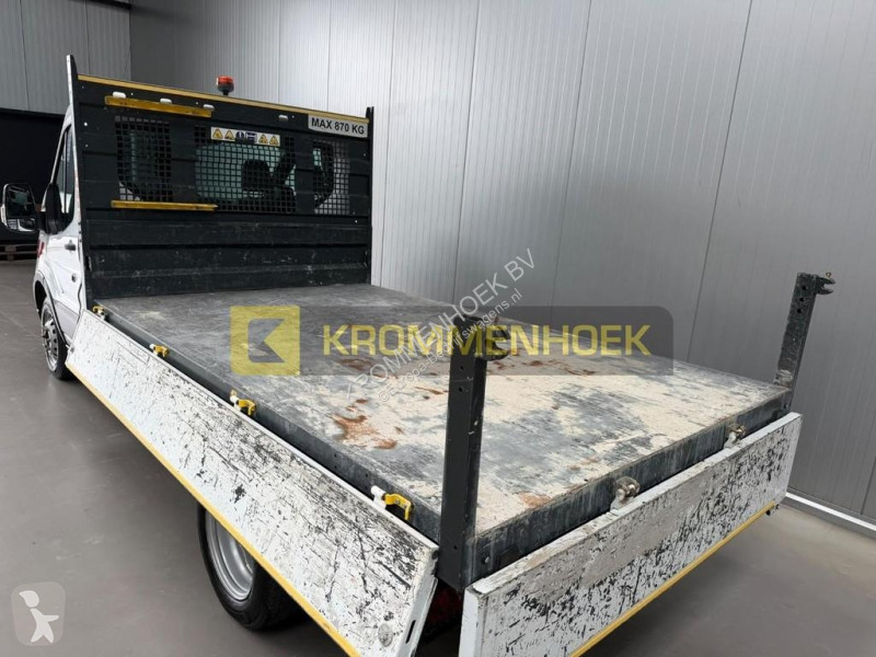 Ford P350 L2 van