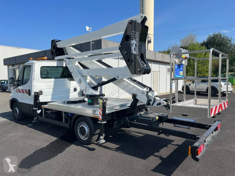 Úžitkové vozidlo Iveco 35S14