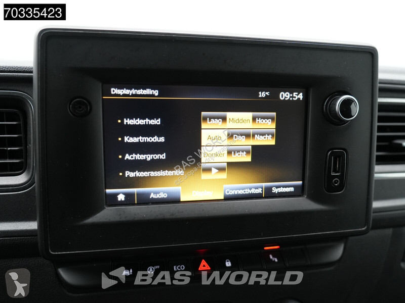 Furgoneta Renault L2H2 Airco LED Navi Cruise...