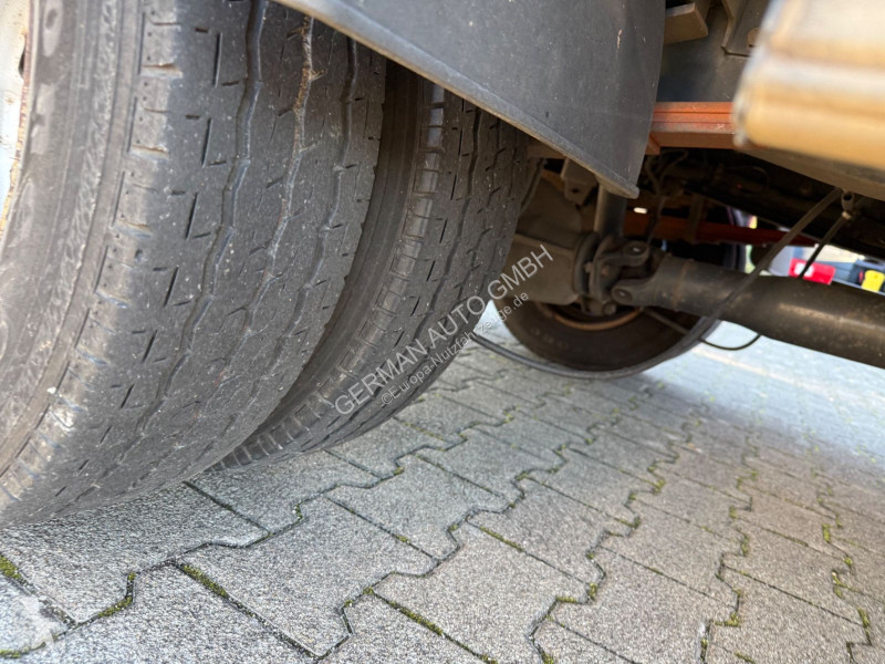 Furgoneta Iveco 35C15 3,0L Koffer LBW 750kg...