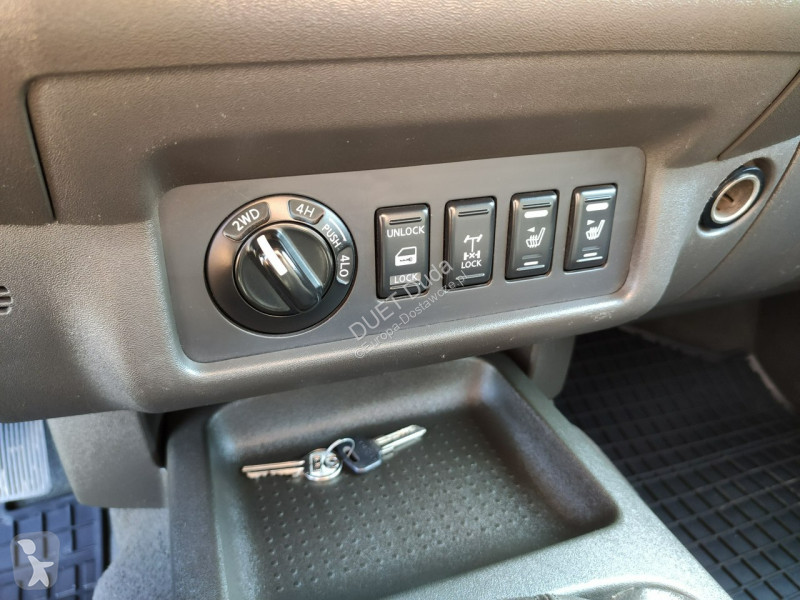 Véhicule utilitaire Nissan