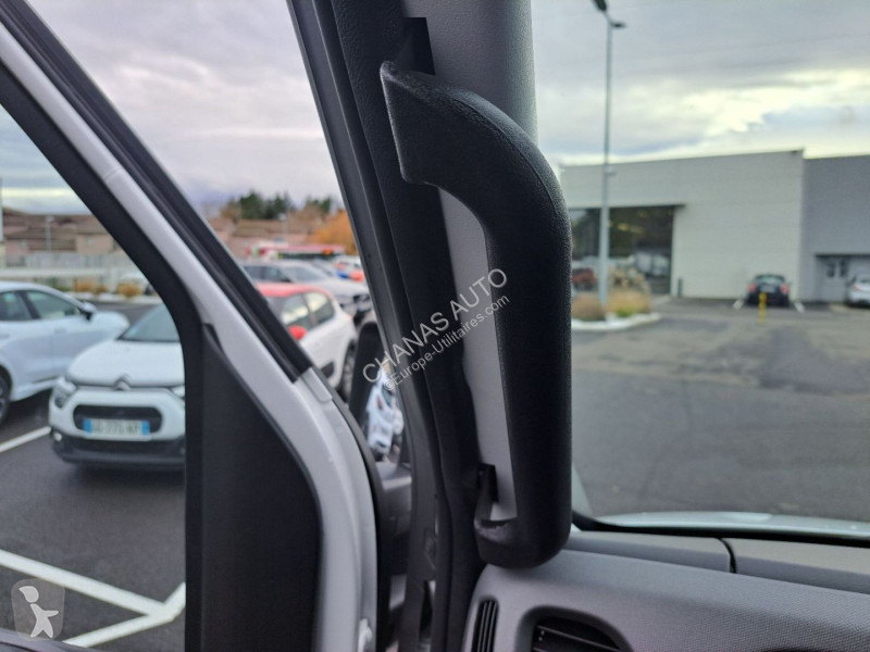 Autoutilitară Iveco 35C18 180CV 3L ACIER JPM...