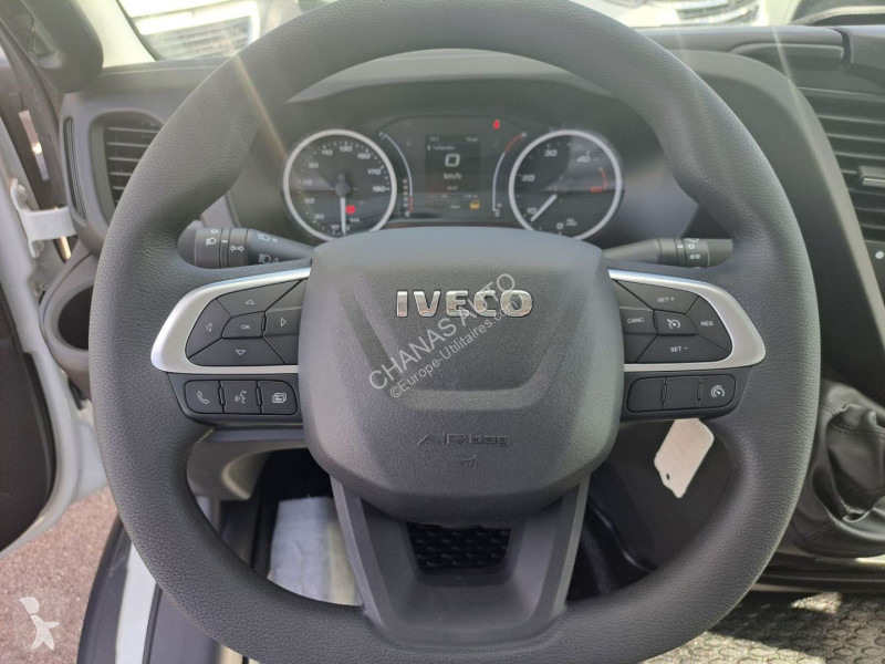 Furgoneta Iveco 35C16 160CV 3L ALUMINIUM 4M