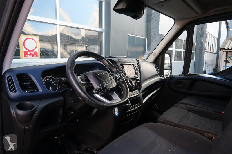 Bedrijfswagen Iveco 35S18HV 3.0 35 L2 H2 AUT/...